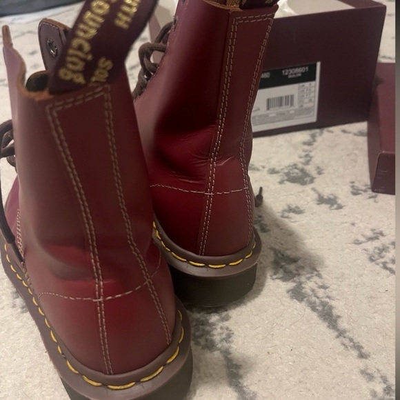 Vintage oxblood dr martens 1460 - Picture 5 of 6